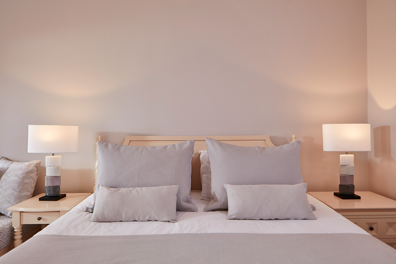 Deluxe_Double_Room_Pool_or_Garden_View