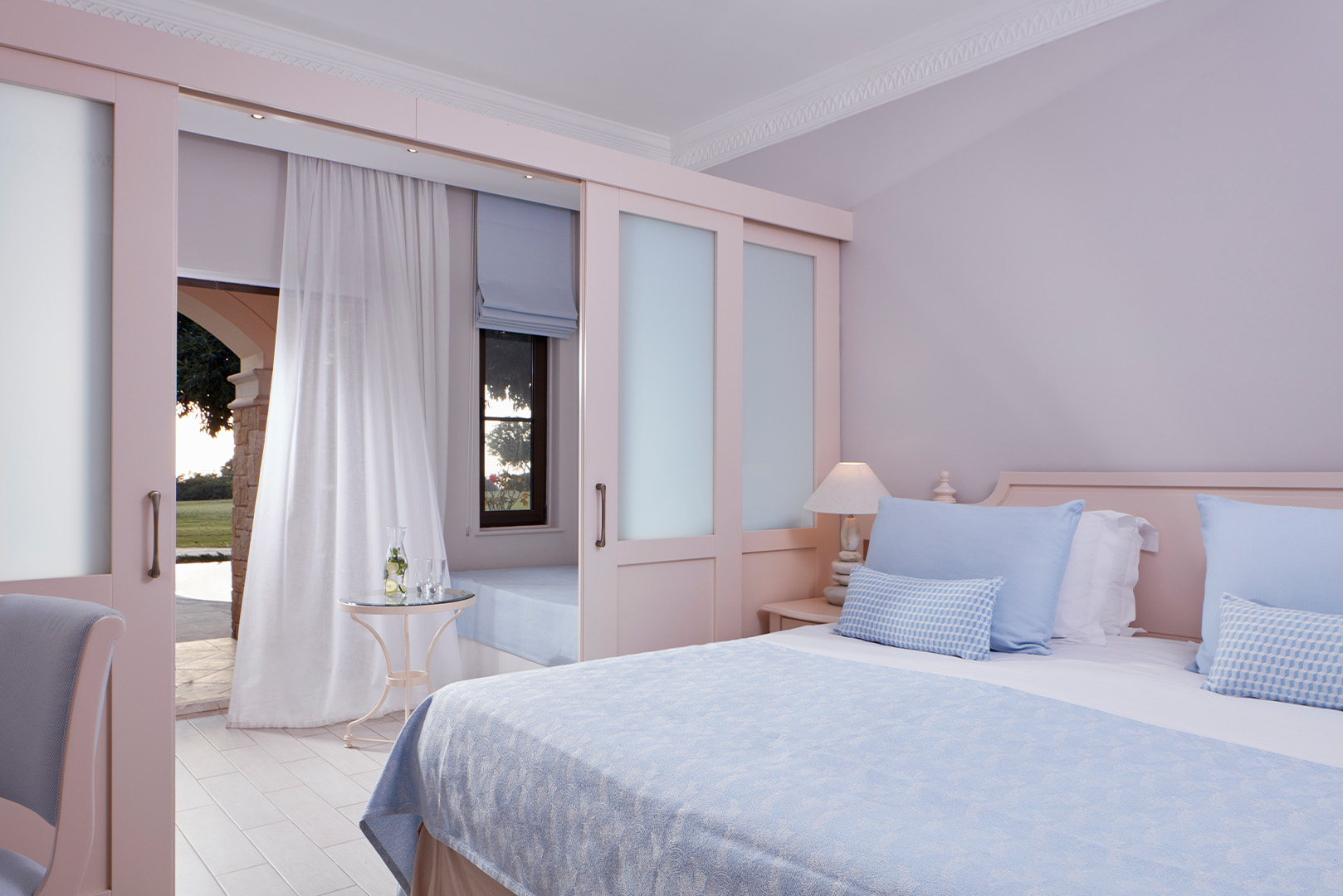 Family_room_with_Sliding_Door_Golf_&_Sea_View